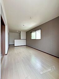 カサベルテ北花田　III棟 103 1階1LDKのリビング/ダイニング