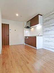 プレミアムスイート狭山駅前 1階1LDKのリビング/ダイニング