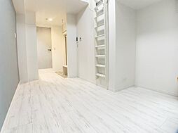 カーサ・アウローラ蓮根 2階ワンルームのリビング/ダイニング