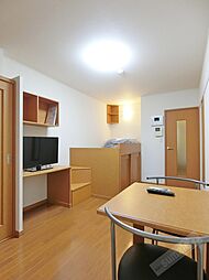 レオパレスエスコート 2階1Kのリビング/ダイニング