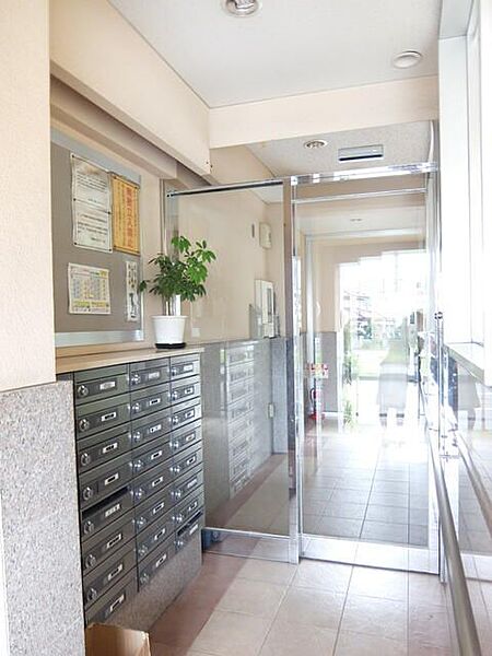 建物エントランス