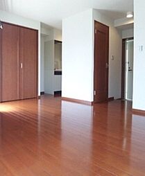 ヴェリテ東松原 1階ワンルームのリビング/ダイニング