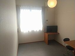 レオパレスピーヌス 2階1Kのリビング/ダイニング