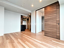 プラウドタワー東池袋ステーションアリーナ 3206 32階3LDKのリビング/ダイニング