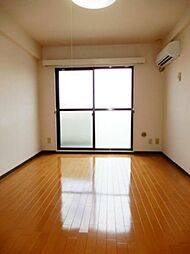 ロアールハイツ 8階ワンルームのリビング/ダイニング