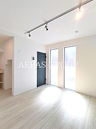 Silver Bird 1階ワンルームのリビング/ダイニング