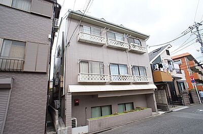 外観：丈夫で安心の鉄筋コンクリート造マンションです☆