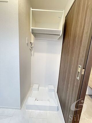 ClashistUMEKITA_内装_4