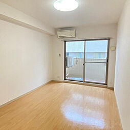 COSMO　V 4階ワンルームのリビング/ダイニング