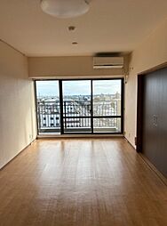 ルネ福生Ａ棟 8階4LDKのリビング/ダイニング