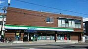 ファミリーマート岸部中店 447m