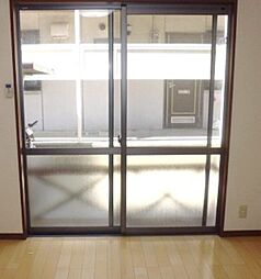 ハイビスカス 2階1Kのリビング/ダイニング