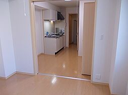 プリムローズヒル神石 2階1DKのリビング/ダイニング