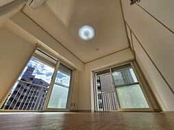 ハイネス中目黒 5階3DKのリビング/ダイニング