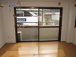 居間