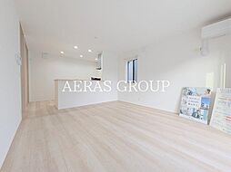 大野町2丁目戸建貸家E 3LDKのリビング/ダイニング