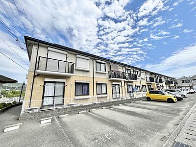 外観：積水ハウス施工の賃貸住宅「シャーメゾン」