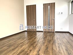 ウエストヒルズ大倉山 1階1Kのリビング/ダイニング