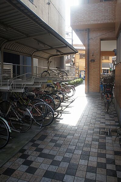 画像23:自転車置き場