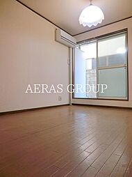 サニーフラット市川 1階ワンルームのリビング/ダイニング