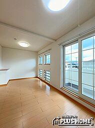 カトル・セゾン 2階1LDKのリビング/ダイニング