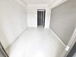 ラヴ神戸三宮 214 2階1Kのリビング/ダイニング