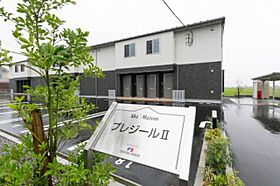 プレジールII 0102 ｜ 滋賀県近江八幡市八木町132（賃貸アパート1LDK・1階・45.86㎡） その1