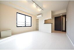 グローリオシェルト神宮前 4階1LDKのリビング/ダイニング