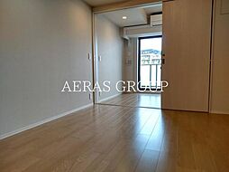 ロイヤルパークス赤羽ノース 5階1LDKのリビング/ダイニング