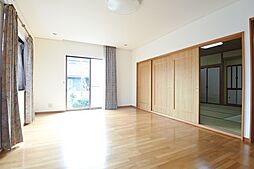 居間