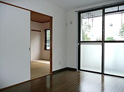 マンション鈴音 3階2DKのリビング/ダイニング