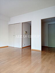 パークフロント西新宿 701 7階ワンルームのリビング/ダイニング