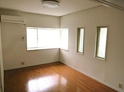 ホワイトレジデンス 1階2DKのリビング/ダイニング