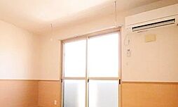 ロイヤルアベニールB 2階2LDKのリビング/ダイニング