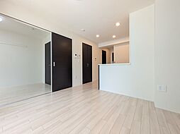 ルナフォーリア 1階1LDKのリビング/ダイニング