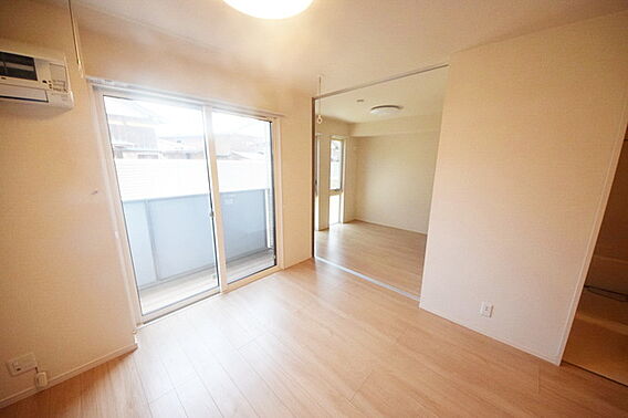 ライラック_内装_3