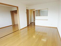 サンフィール6 102 1階1LDKのリビング/ダイニング