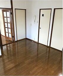 サンハイム市川 201 2階2LDKのリビング/ダイニング