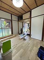 居間
