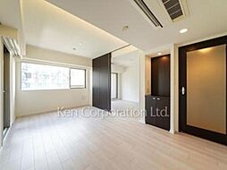 アーバンパレス乃木坂 4階1LDKのリビング/ダイニング