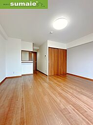 JR紀勢本線 和歌山市駅 徒歩22分の賃貸マンション 8階1LDKのリビング/ダイニング