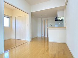 アールクレスト秋葉原 6階1LDKのリビング/ダイニング