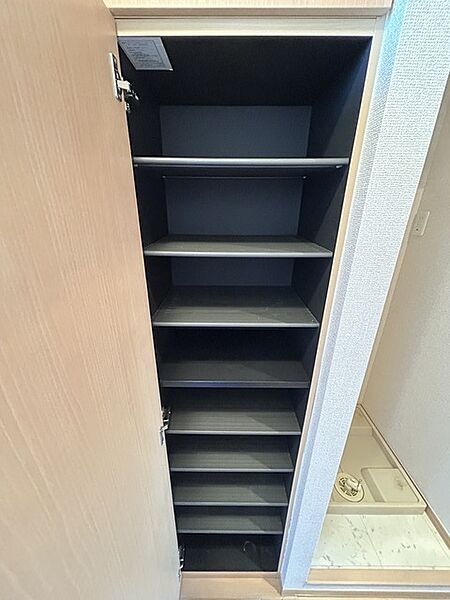 収納