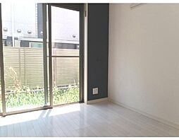 イルヴィアーレ天王坂ノース 1階ワンルームのリビング/ダイニング