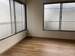 プチメゾン狛江 2階1Kのリビング/ダイニング