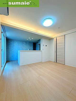 CityStationFront_内装_0