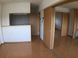 居間