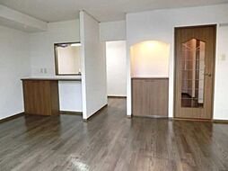 メゾンアベニュー 2階1LDKのリビング/ダイニング