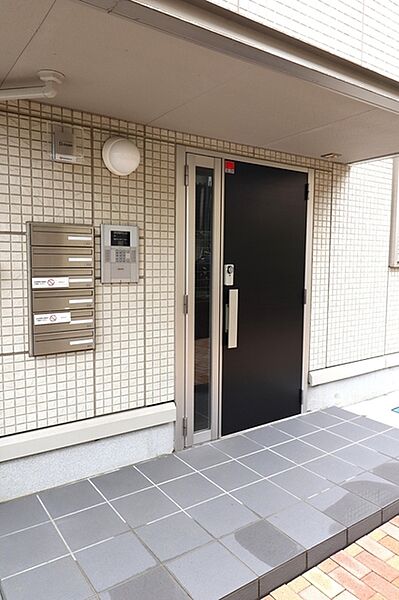 グランシャリオ 1階 | 東京都府中市是政 賃貸マンション 外観