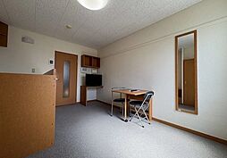 レオパレスオリーブハウスII 2階1Kのリビング/ダイニング